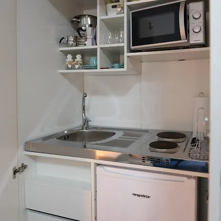 לינה וארוחת בוקר Residenza Della Laguna אורבטלו