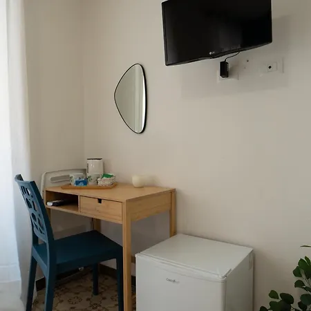 Residenza Della Laguna לינה וארוחת בוקר אורבטלו