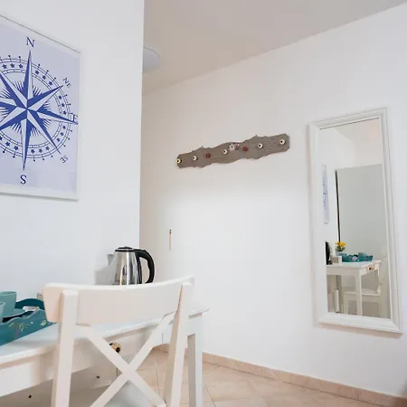 לינה וארוחת בוקר Residenza Della Laguna אורבטלו